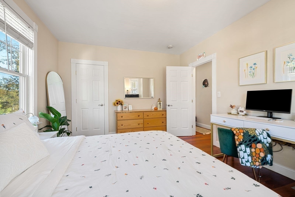 76 Taft Avenue, Unit 1 Newton, MA 02465 - Photo 12 of 27