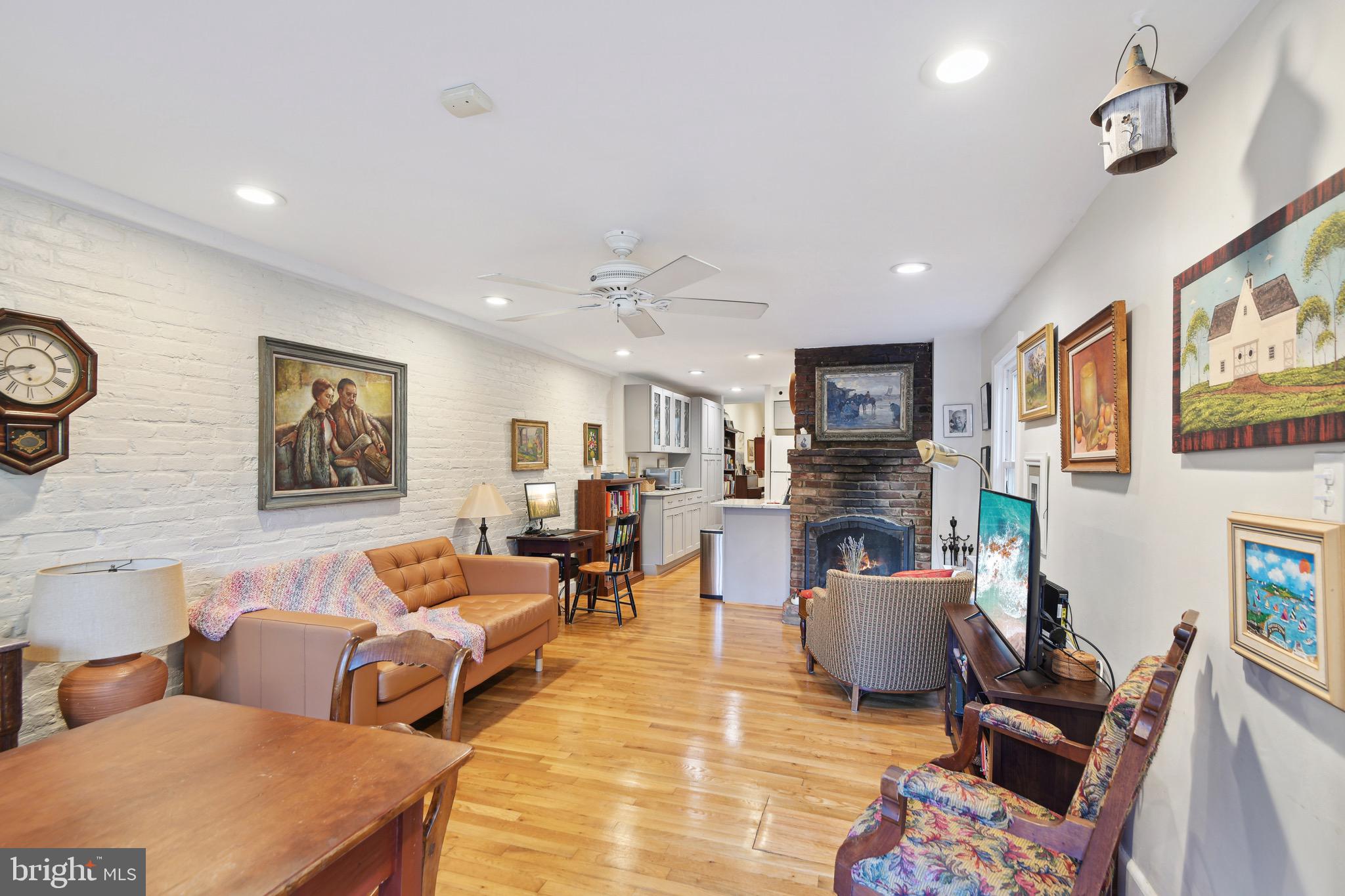 114 6th Street Southeast Washington, DC 20003 - Photo 11 of 30
