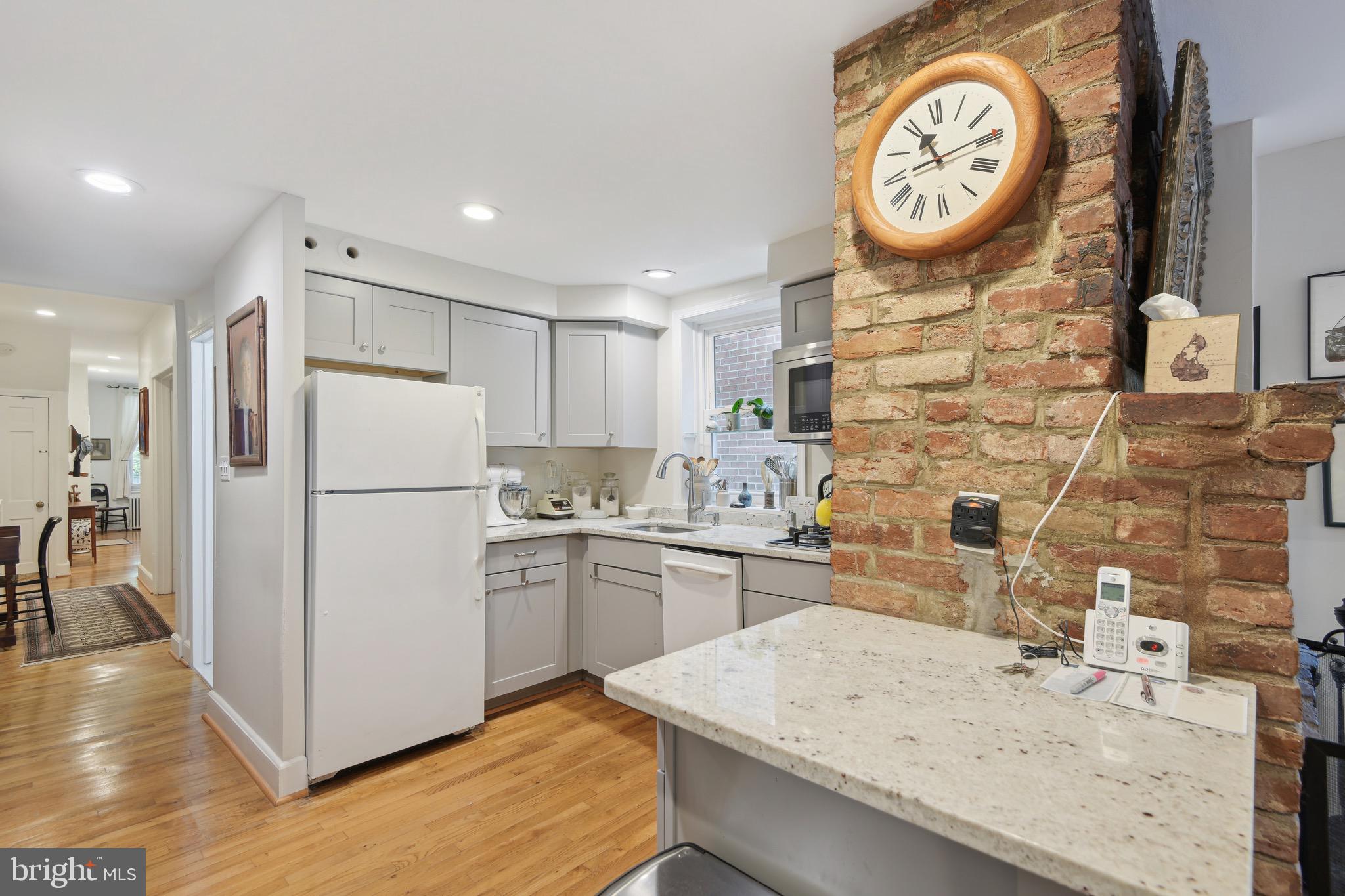 114 6th Street Southeast Washington, DC 20003 - Photo 14 of 30