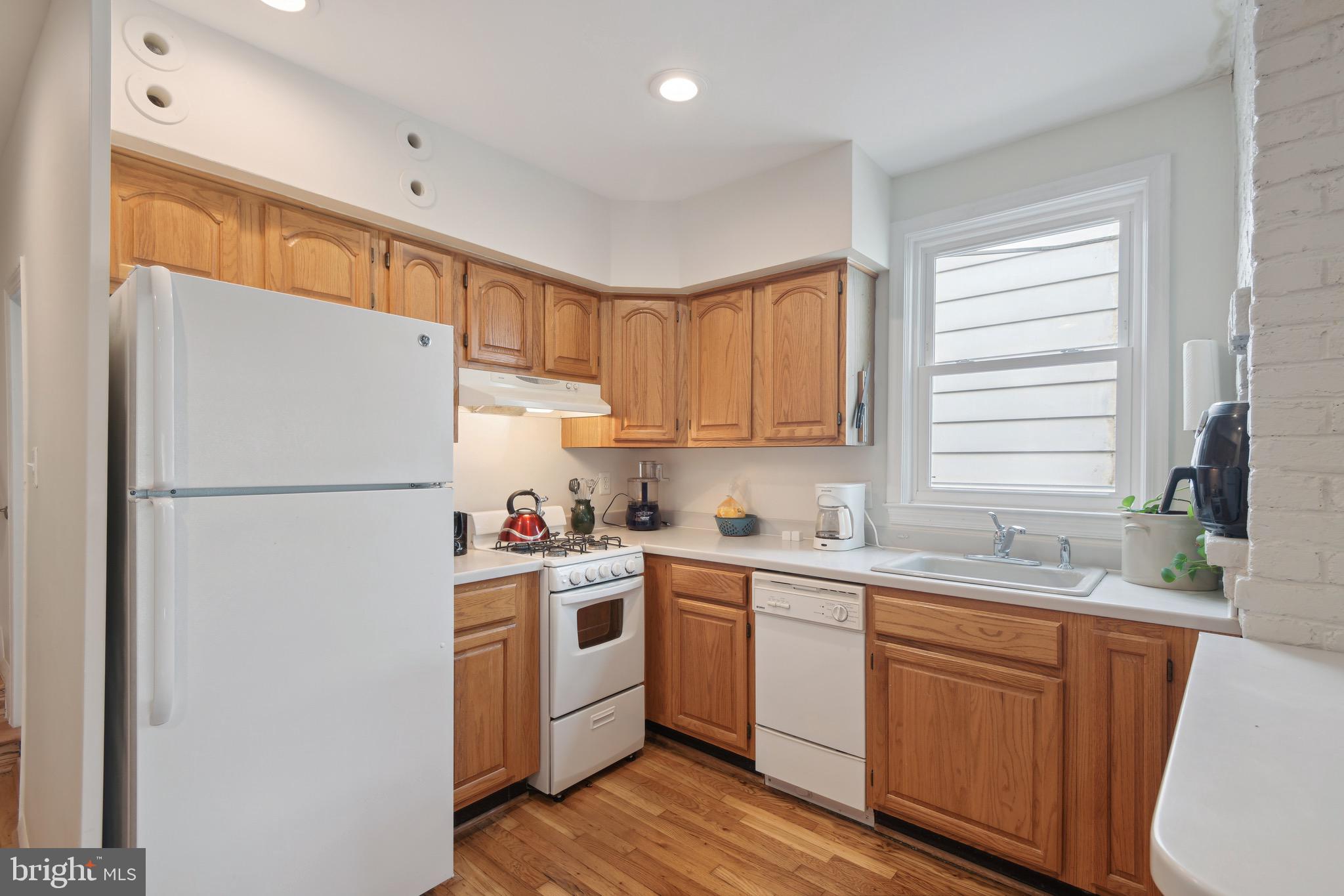 114 6th Street Southeast Washington, DC 20003 - Photo 26 of 30
