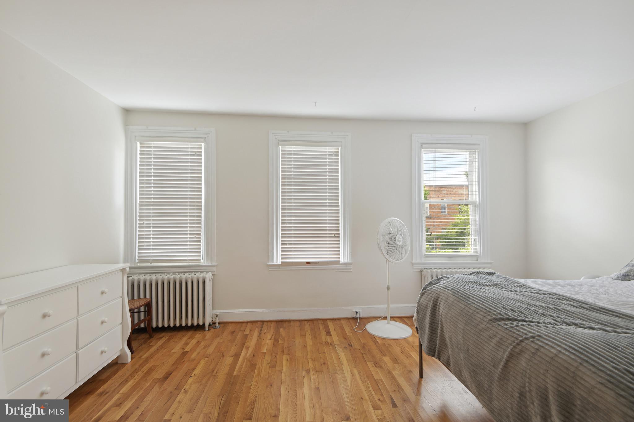 114 6th Street Southeast Washington, DC 20003 - Photo 28 of 30