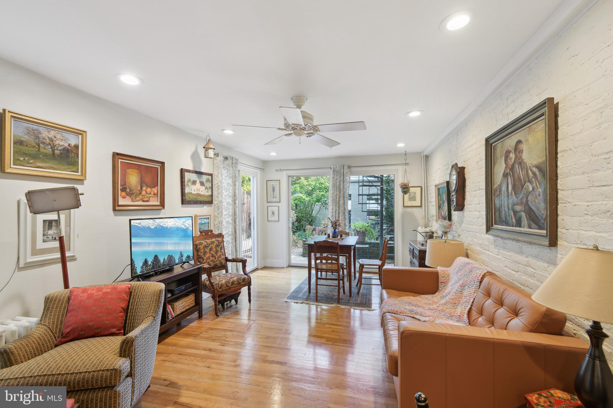 114 6th Street Southeast Washington, DC 20003 - Photo 10 of 30