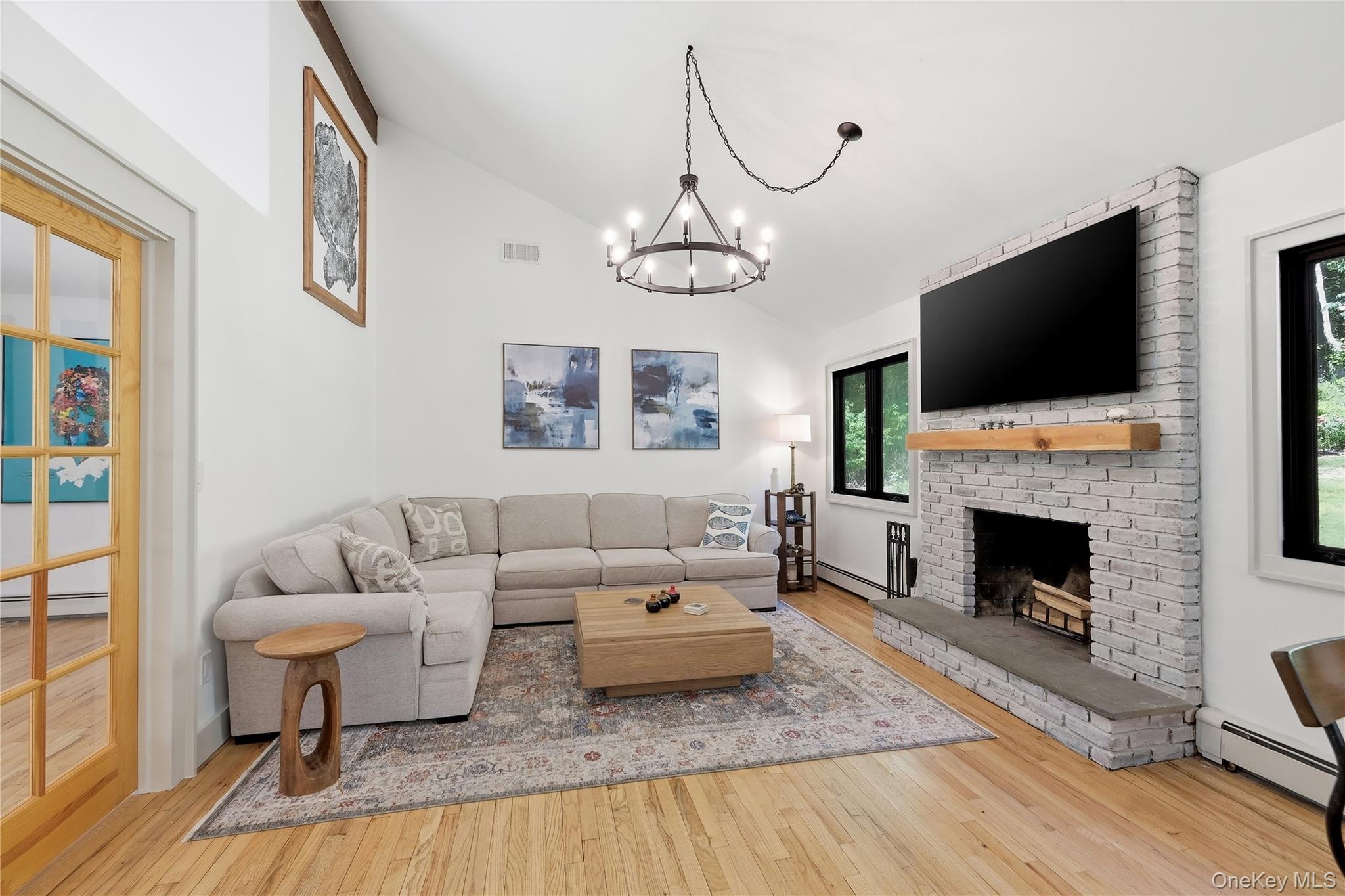 53 Soundview Drive Shoreham, NY 11786 - Photo 5 of 44