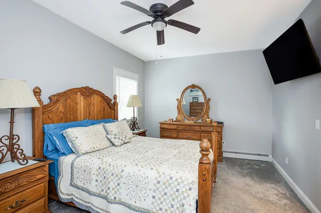 $685,000 | 70 Ellen Lane, Cranston, RI 02921