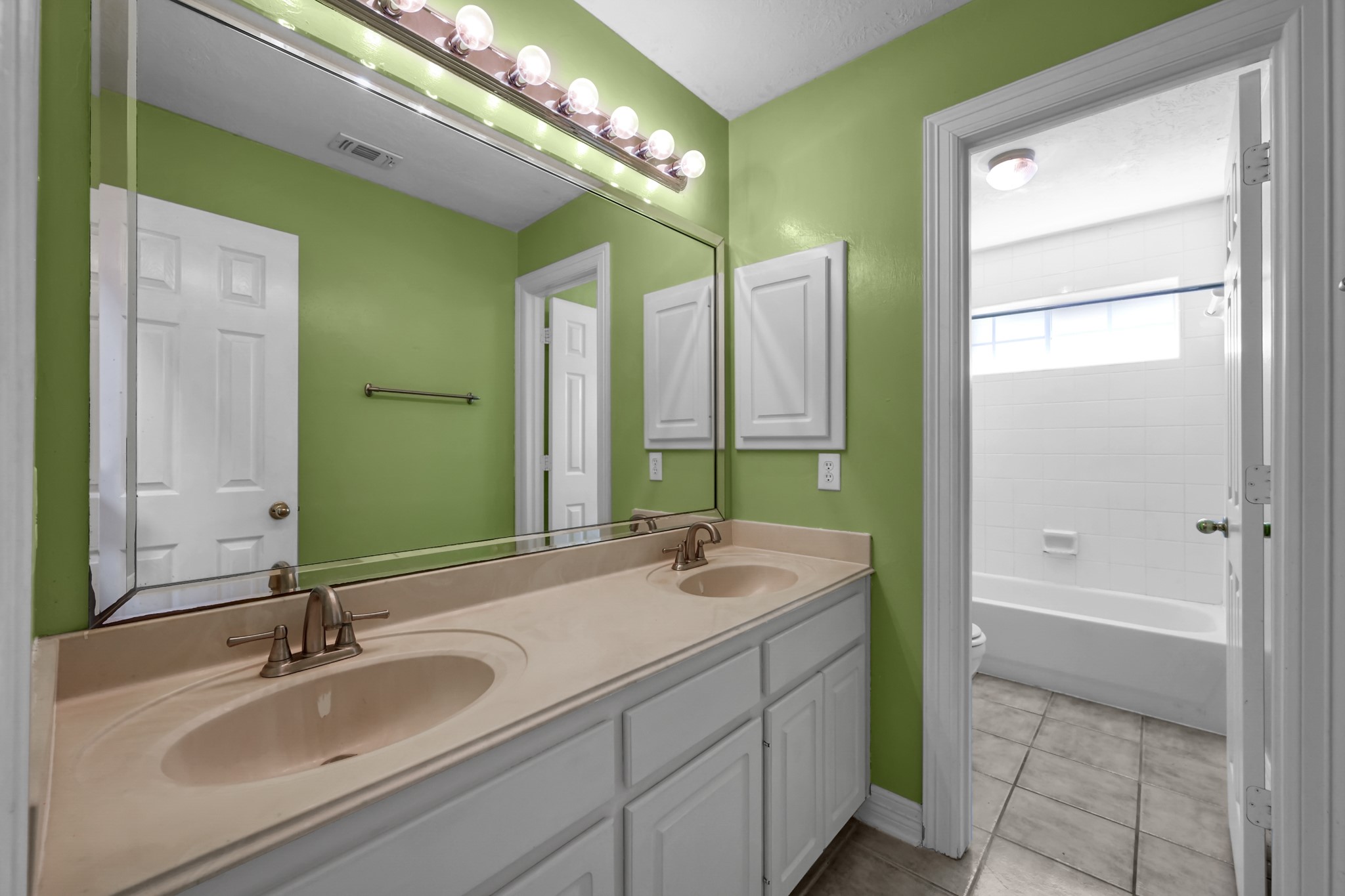 16214 Lobo Lane Spring, TX 77379 - Photo 18 of 25 Secondary Bathroom