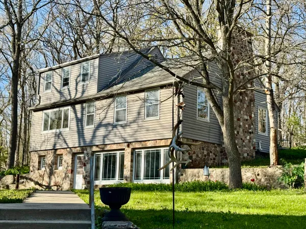 $599,900 | W228-s8125 Guthrie Drive, Unit 8127, Vernon, WI 53103