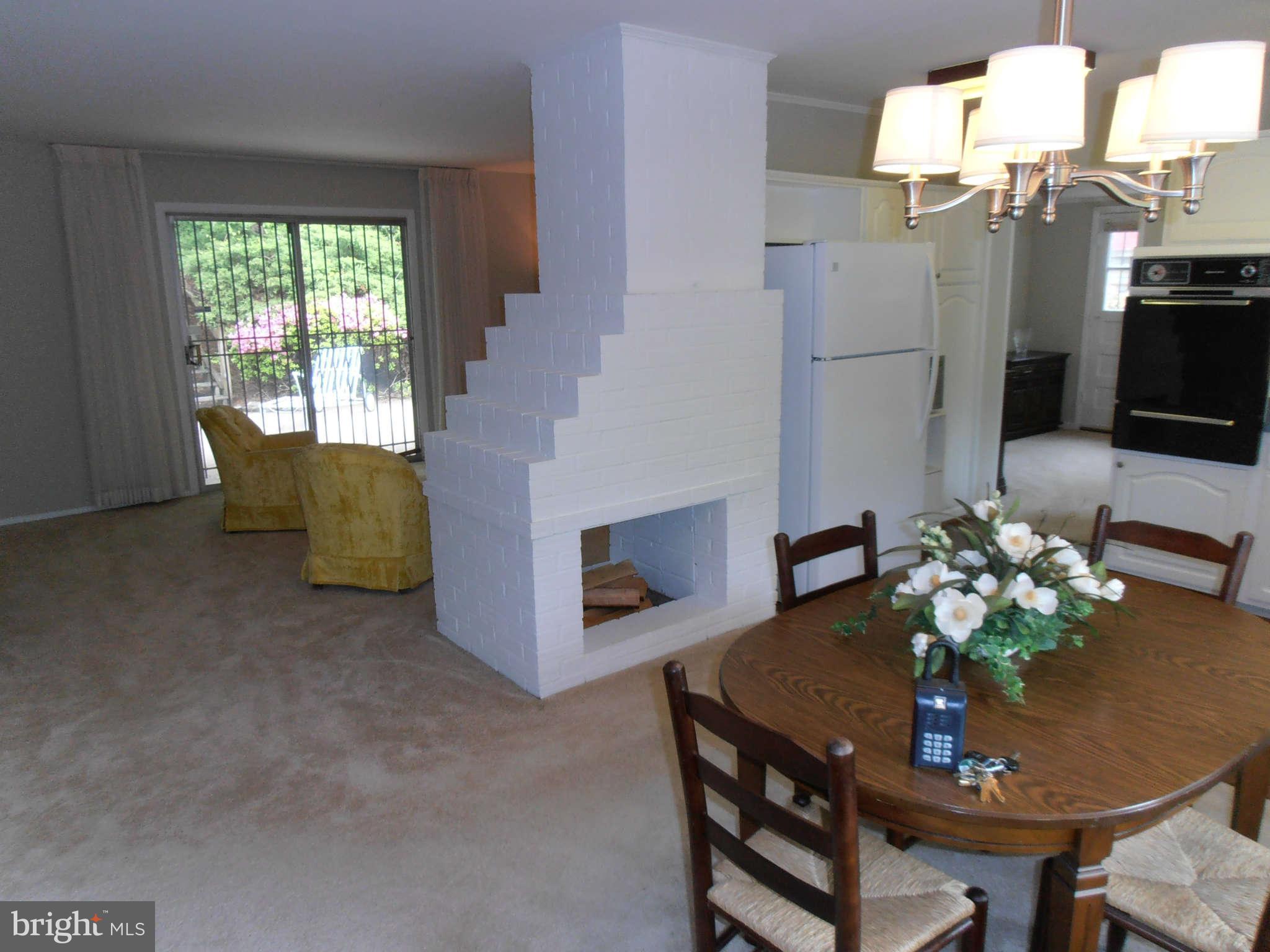 5415 Inverchapel Road Springfield, VA 22151 - Photo 8 of 24 Dining Room