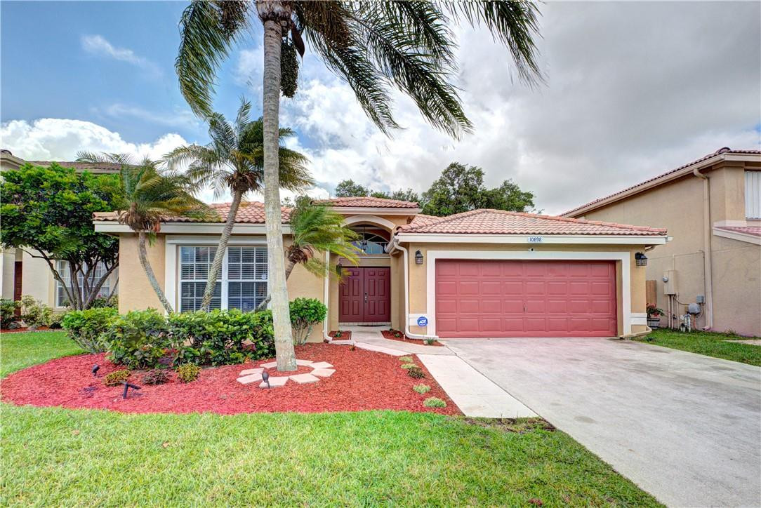10898 Crescendo Circle Boca Raton, FL 33498 - Photo 1 of 38 Photo 1
