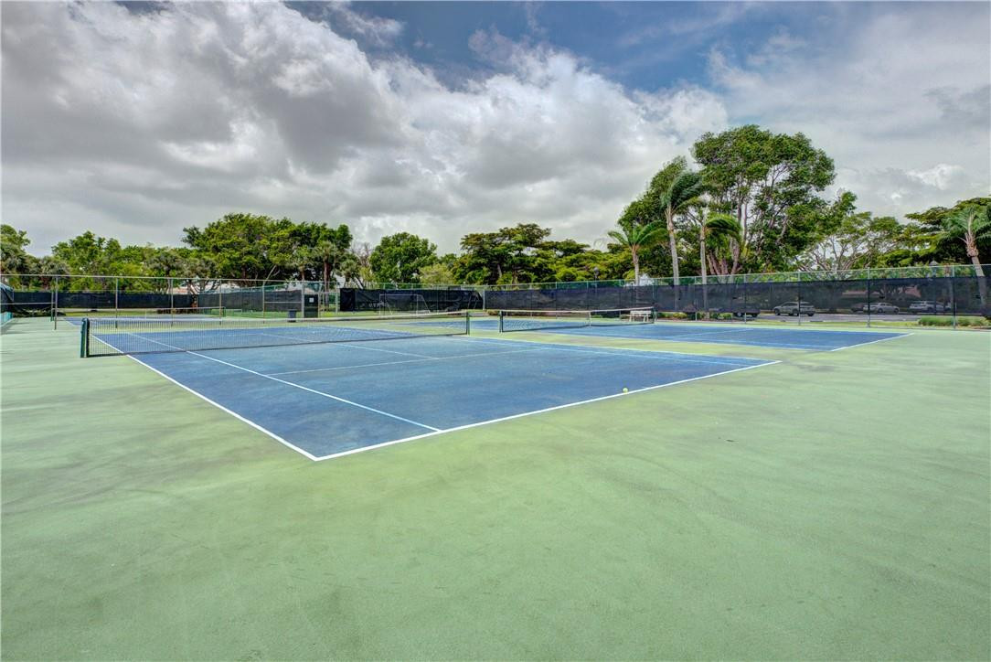 10898 Crescendo Circle Boca Raton, FL 33498 - Photo 36 of 38 Photo 36