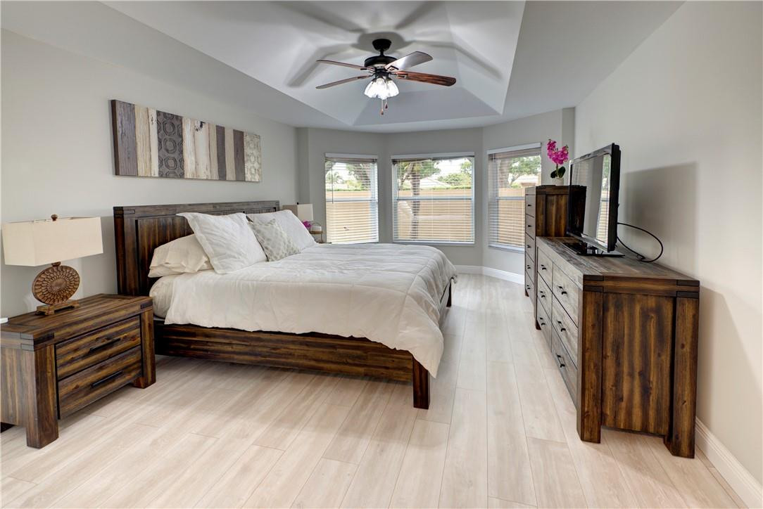 10898 Crescendo Circle Boca Raton, FL 33498 - Photo 10 of 38 Photo 10