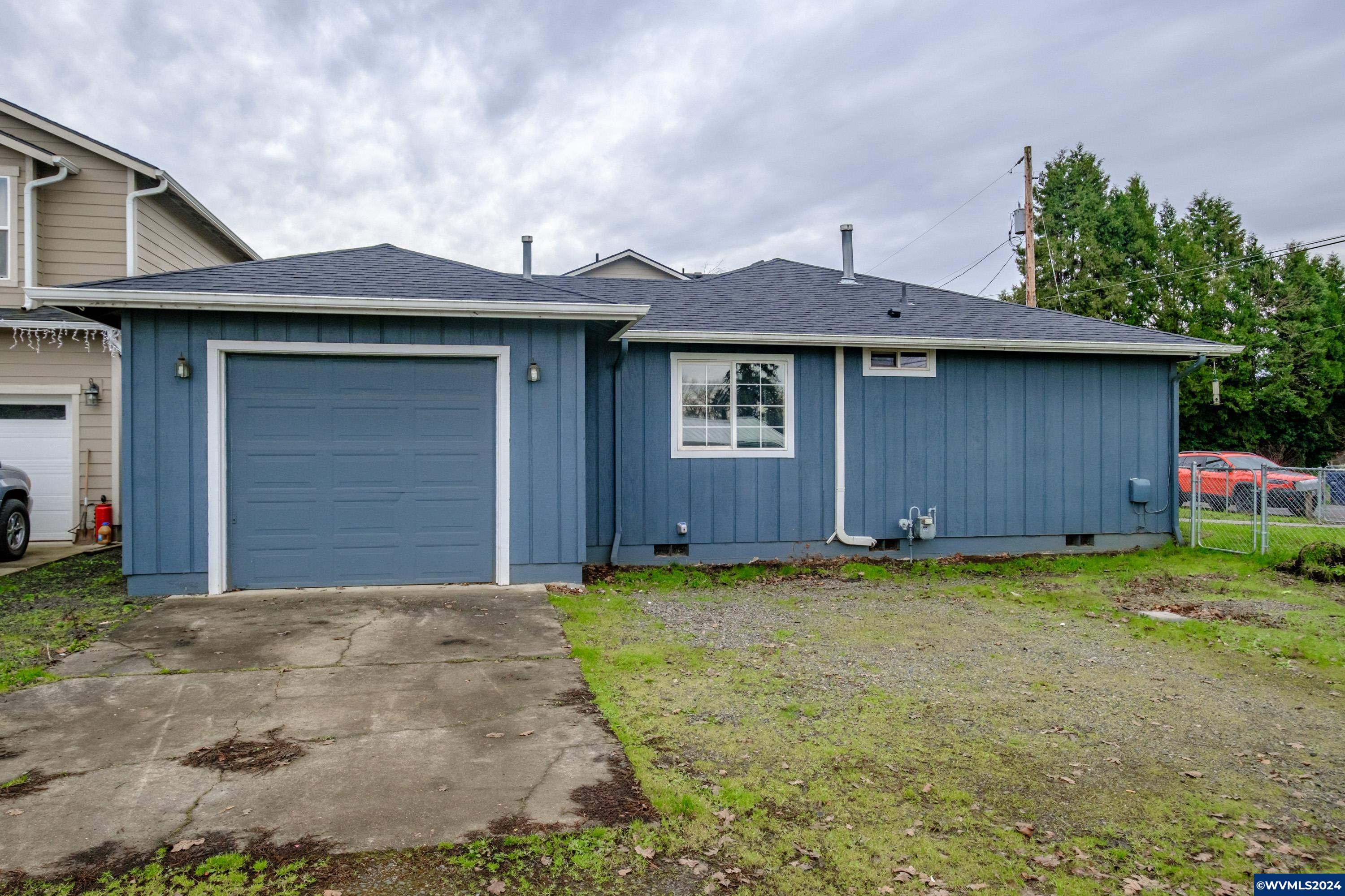 268 Grand Street Independence, OR 97351 - Photo 6 of 37 Gallery Image 6