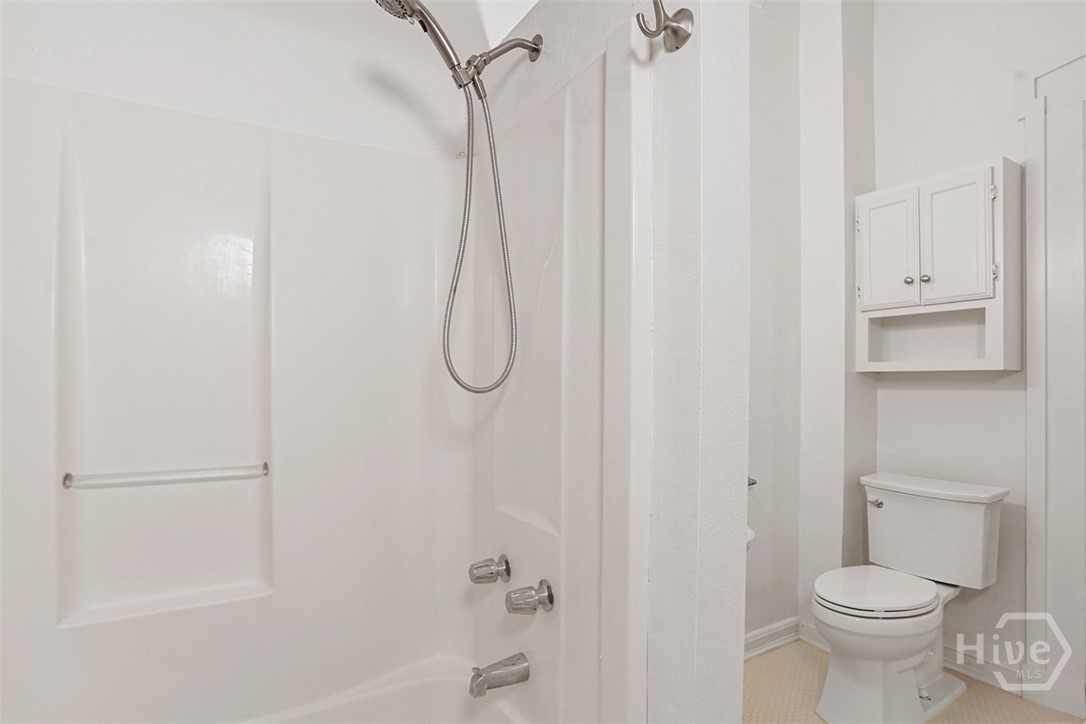 114 East Jones Street, Unit B Savannah, GA 31401 - Photo 21 of 25