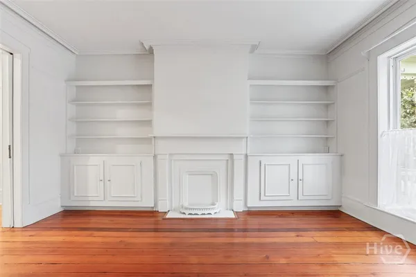 $2,300 | 114 East Jones Street, Unit B, Savannah, GA 31401