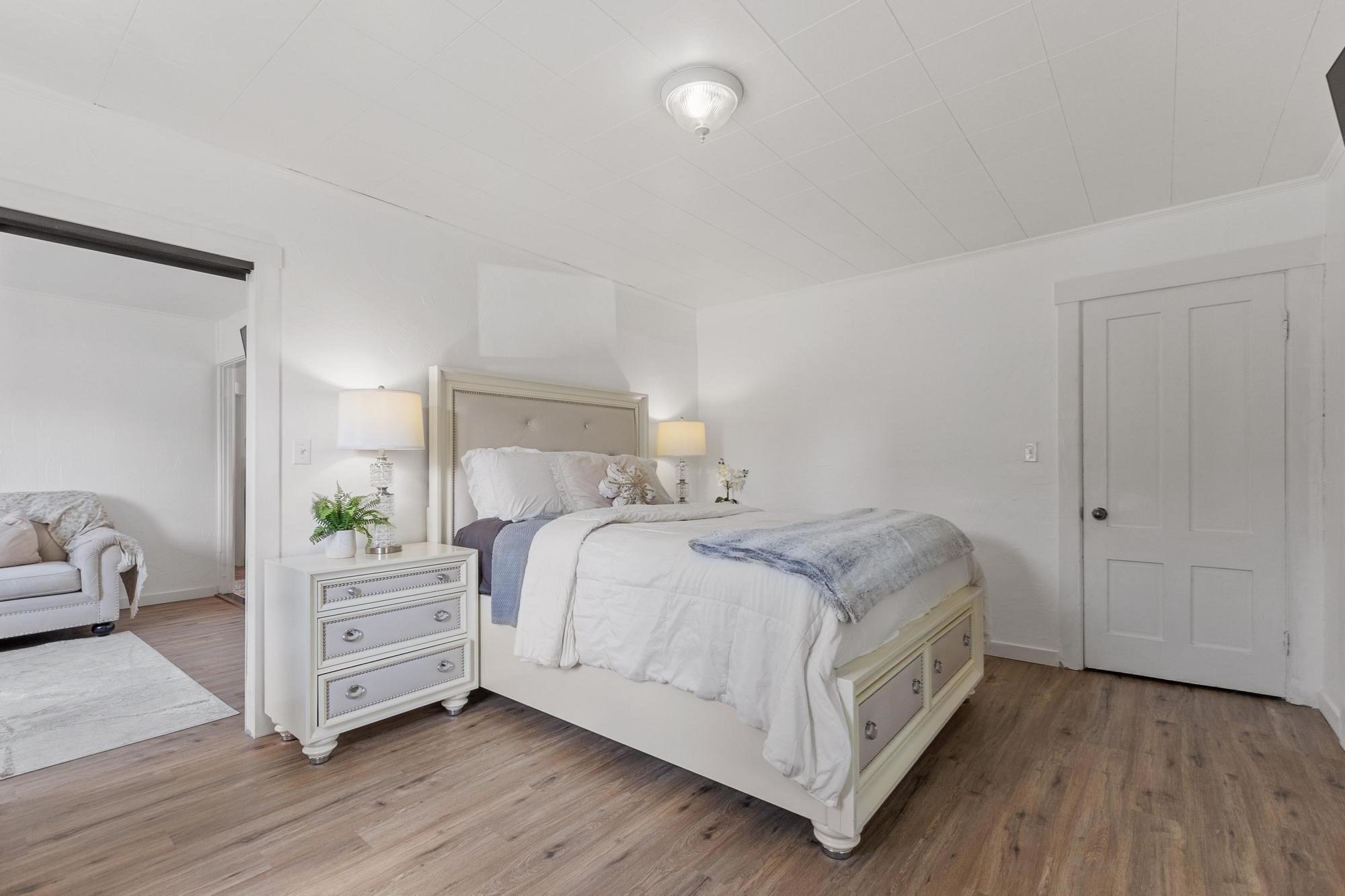 262 Oak Street Clinton, MA 01510 - Photo 11 of 42 Gallery Image 11