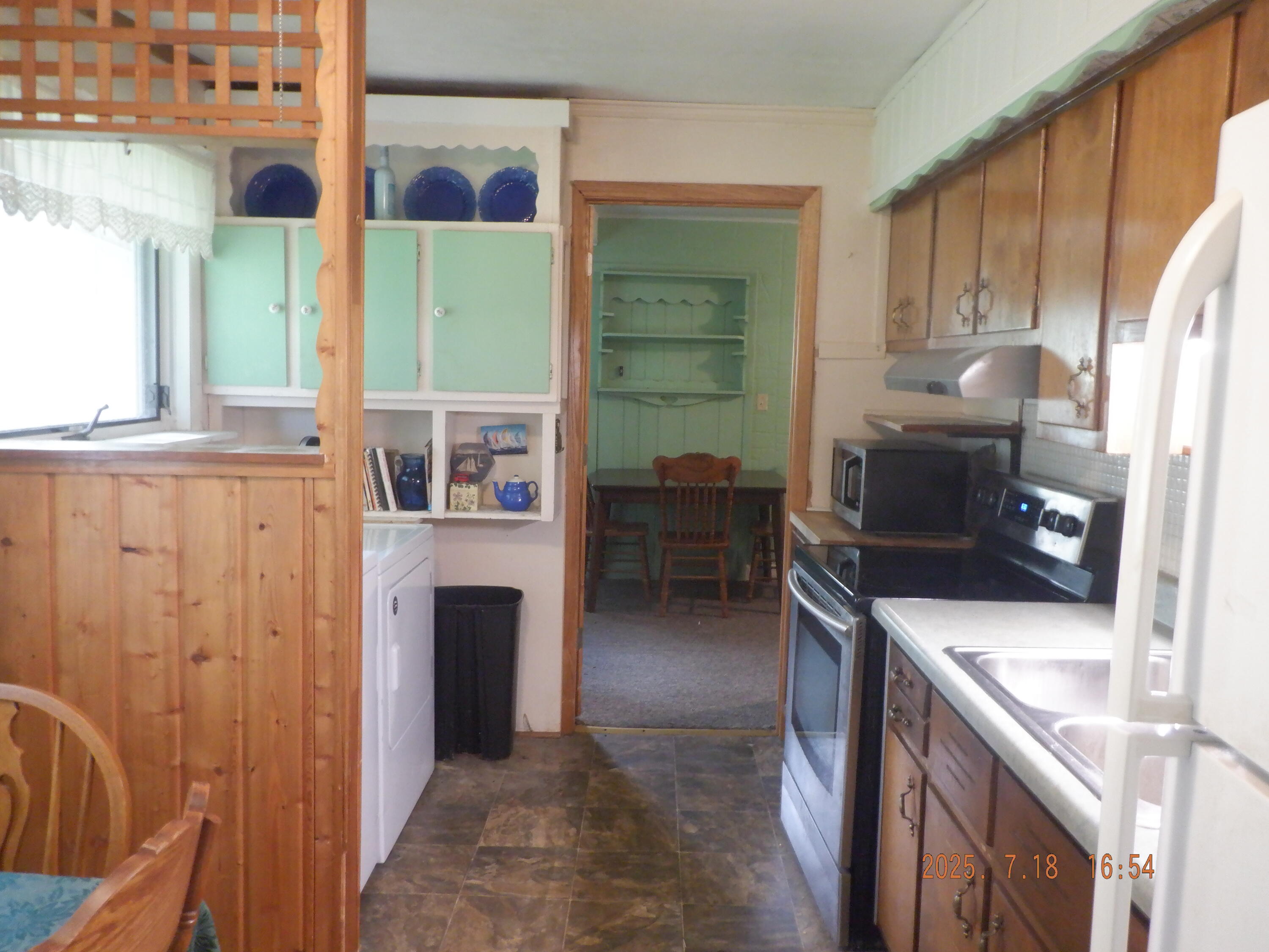 170 Nettles Street Springfield, MI 49037 - Photo 8 of 18 DSCF7390