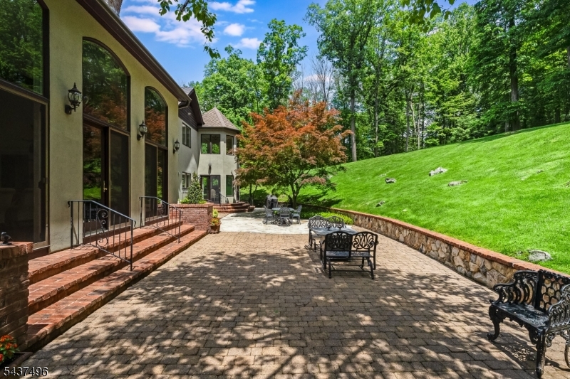 14 Bliss Road Mendham, NJ 07945 - Photo 35 of 41