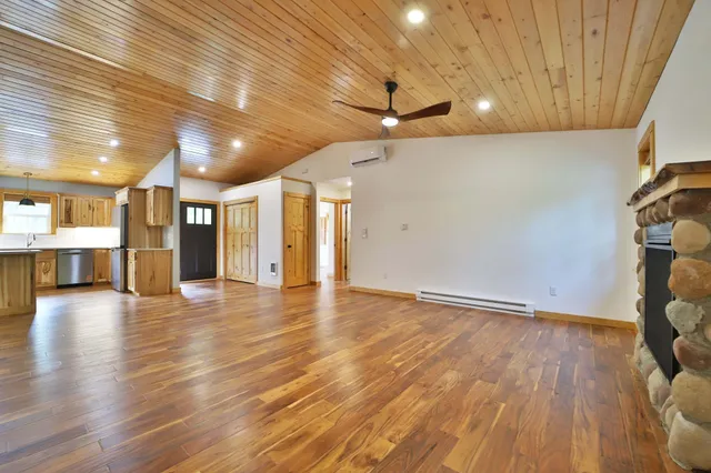 $384,900 | 40161 Paradise Drive, Browerville, MN 56438