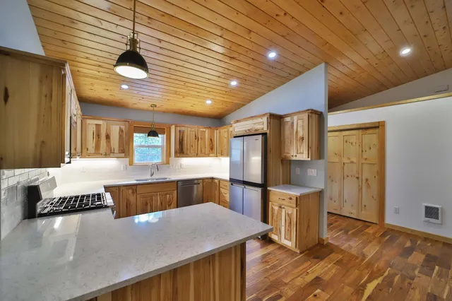 $384,900 | 40161 Paradise Drive, Browerville, MN 56438