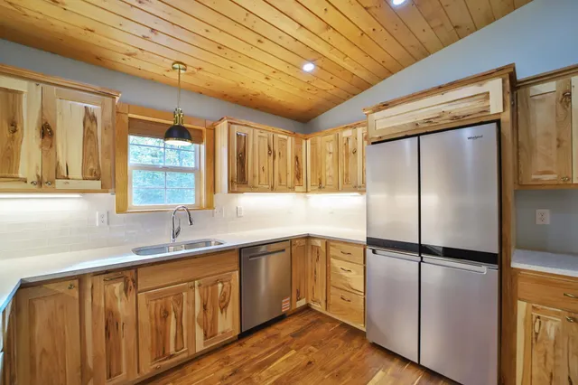 $384,900 | 40161 Paradise Drive, Browerville, MN 56438