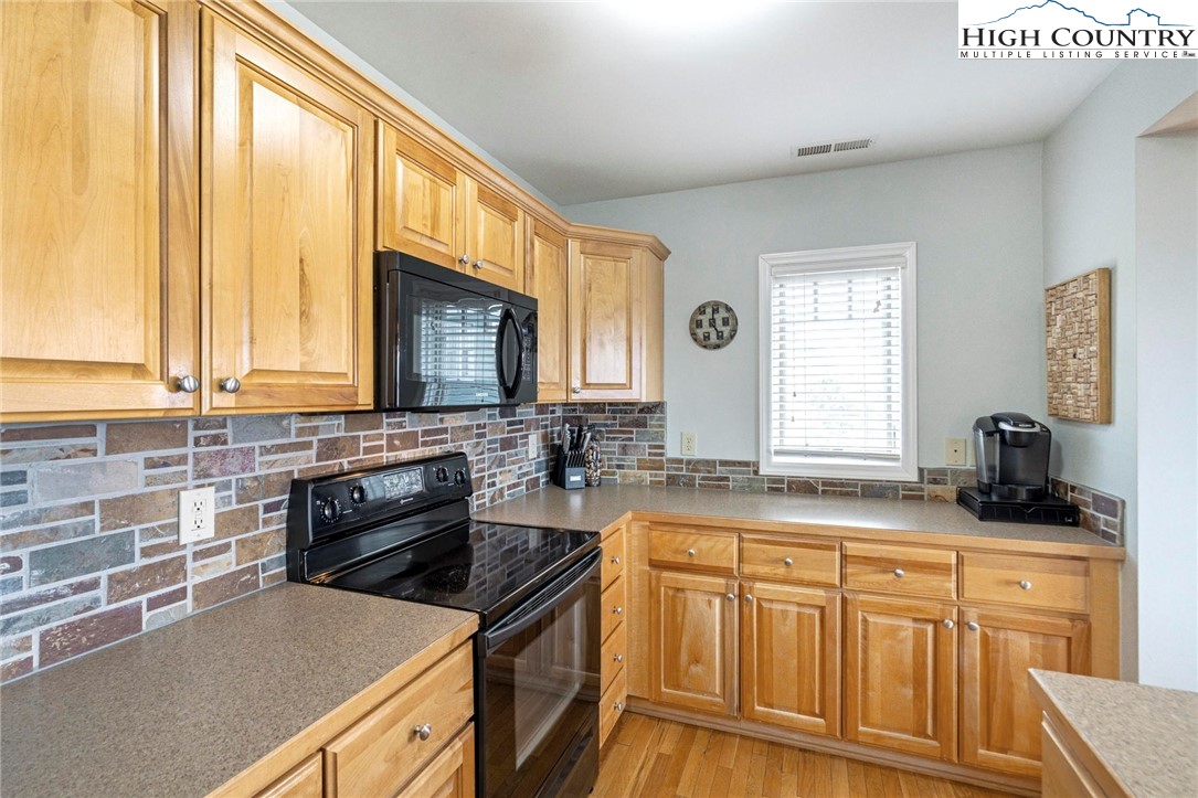 299 Indian Paintbrush Drive, Unit R211 Banner Elk, NC 28604 - Photo 11 of 39