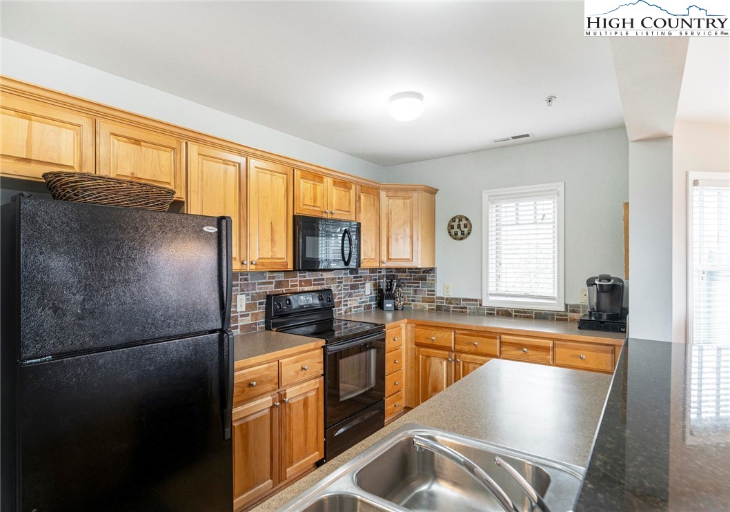 299 Indian Paintbrush Drive, Unit R211 Banner Elk, NC 28604 - Photo 10 of 39