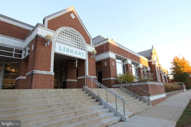 $3,650 | 47699 Whirlpool Square, Sterling, VA 20165