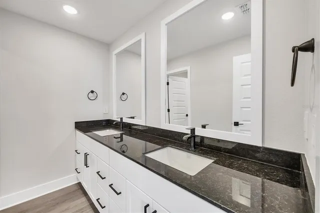 a view of empty room with windows