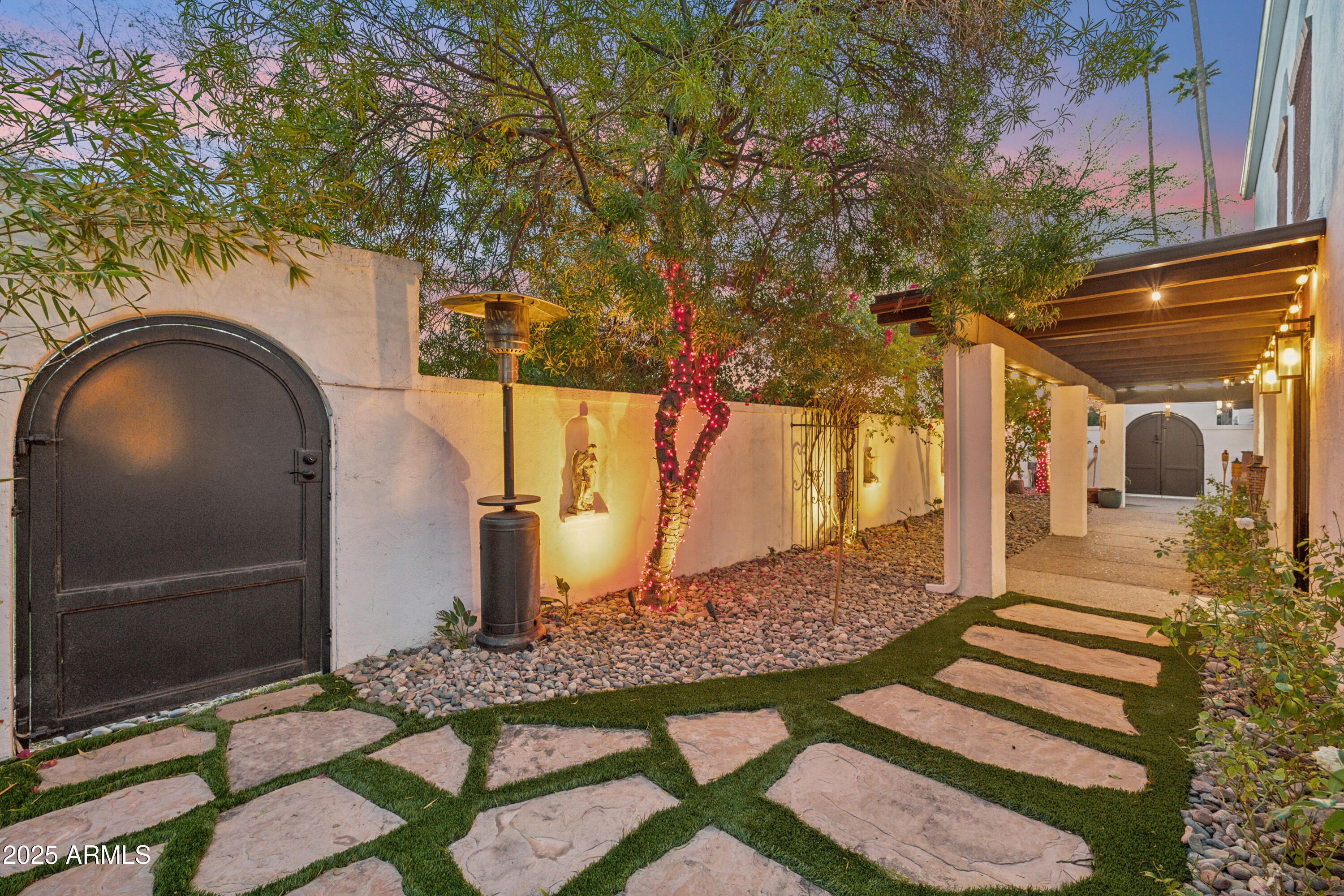 8001 North 3rd Place Phoenix, AZ 85020 - Photo 29 of 35 44-AJS2526