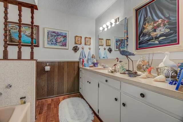 a view of an outdoor space