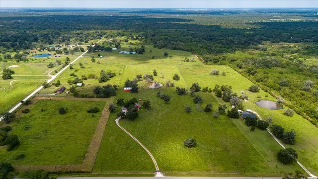 $585,000 | 8960 County Road 505, Brazoria, TX 77422