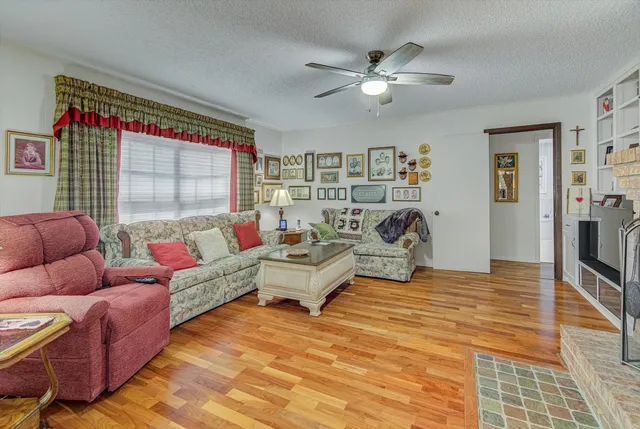 a living room filled with furniture