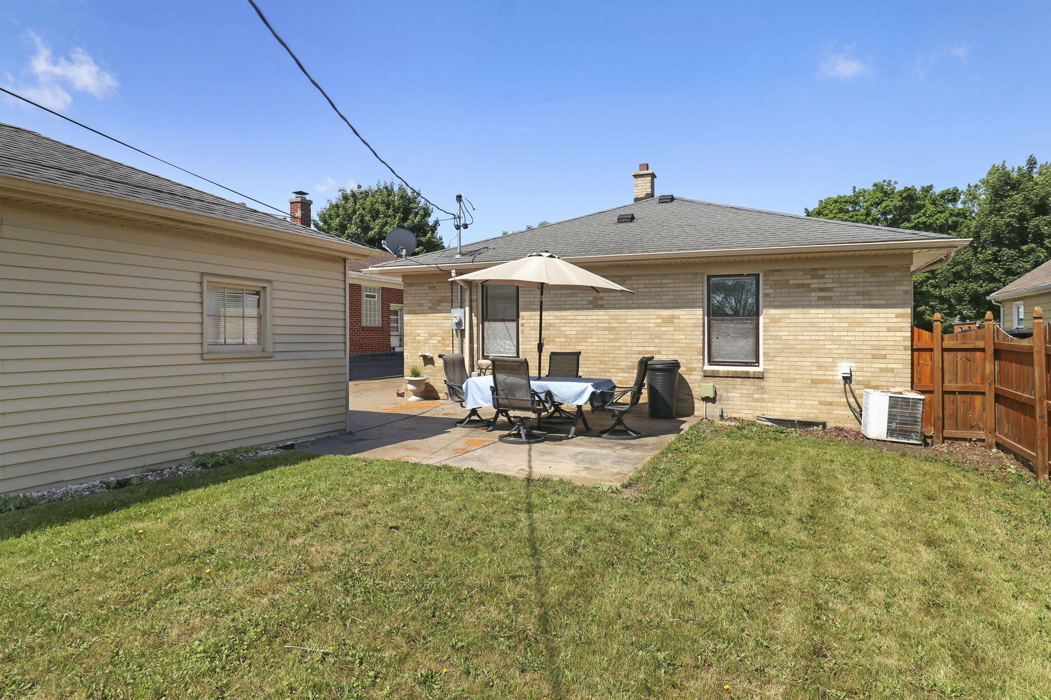 915 Indiana Street Racine, WI 53405 - Photo 24 of 28 24-web-or-mls-915 Indiana St, Racine, WI