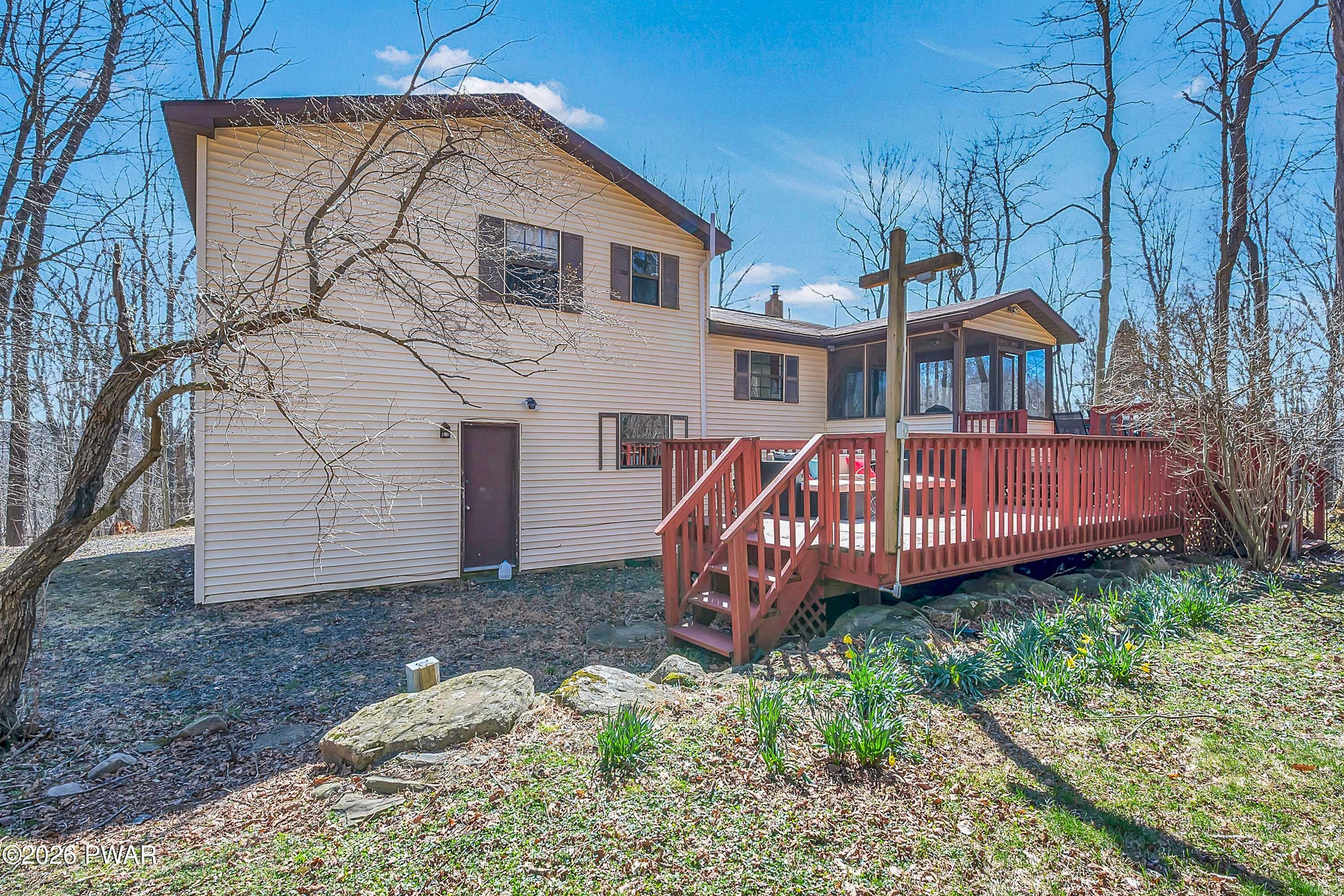 1014 Hickory Run Road Newfoundland, PA 18445 - Photo 4 of 47