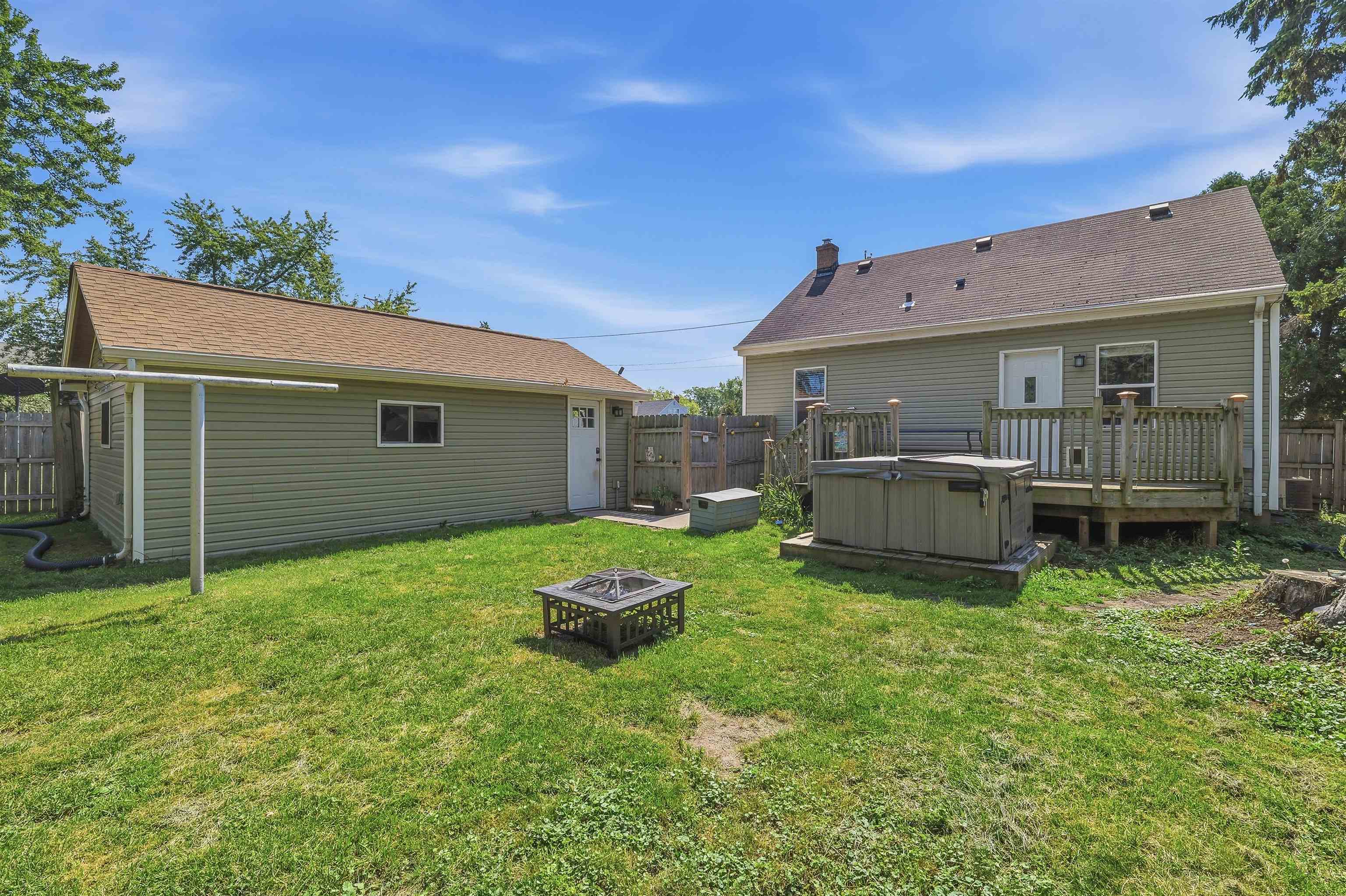 438 West Foster Street Appleton, WI 54915 - Photo 10 of 42 Gallery Image 10