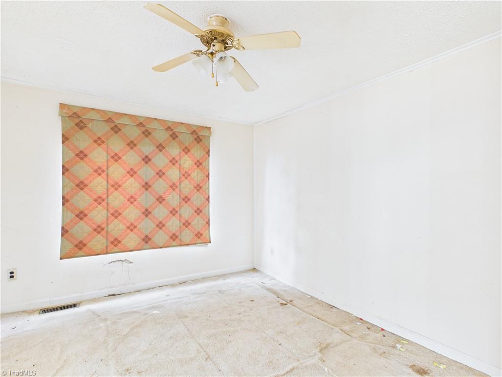 1004 Unity Street Thomasville, NC 27360 - Photo 13 of 16