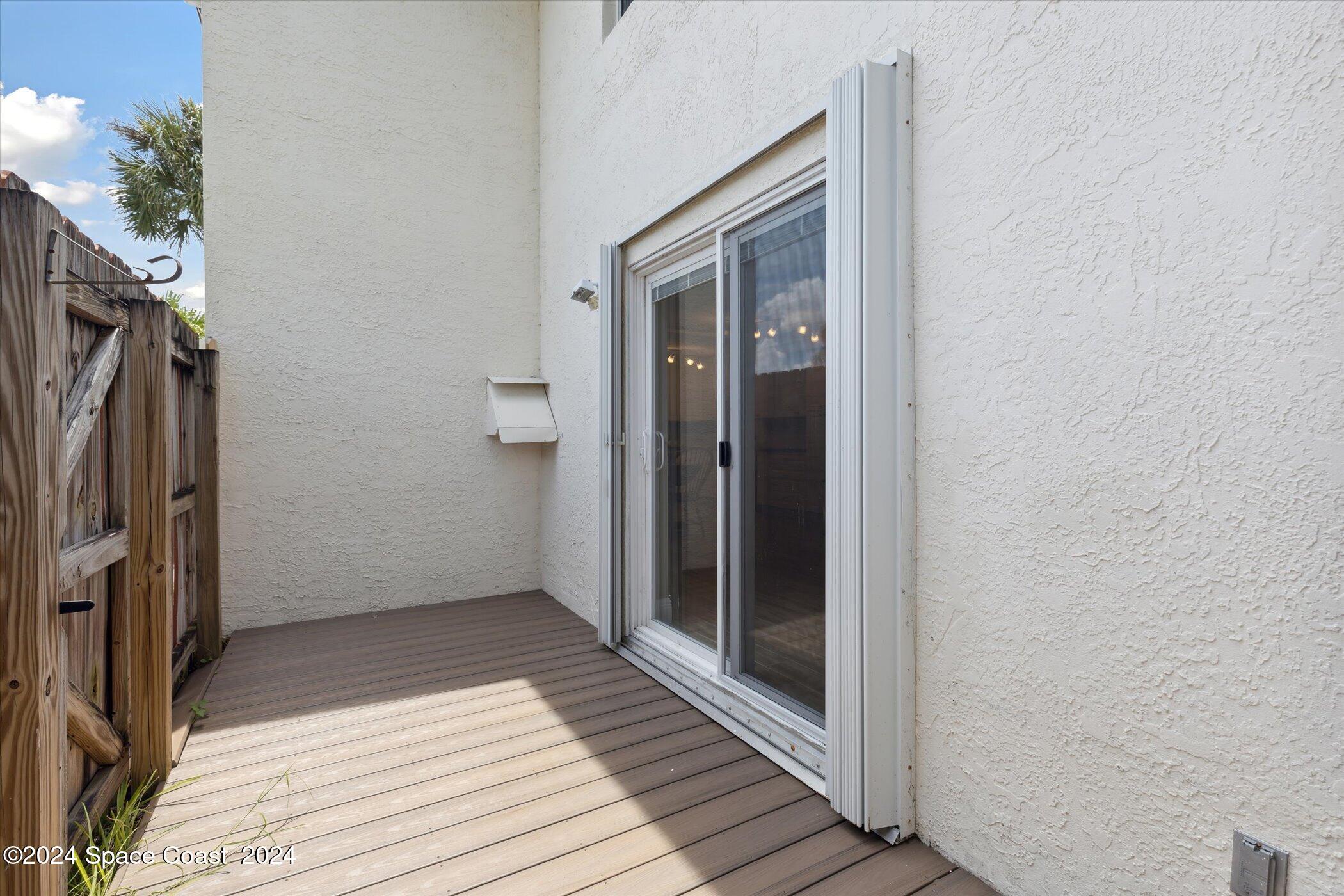 712 Ridge Club Drive Melbourne, FL 32934 - Photo 12 of 32 Fenced Outdoor space