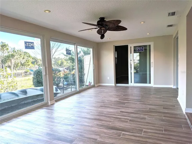 $170,000 | 11576 West Kingfisher Court, Unit 191, Crystal River, FL 34429