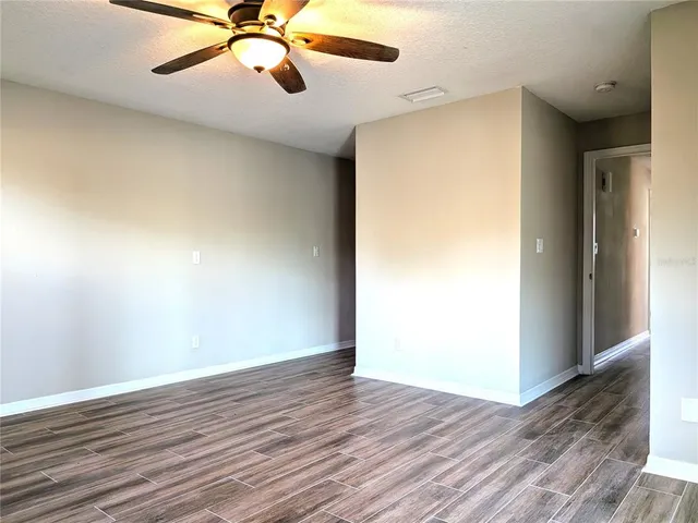 $170,000 | 11576 West Kingfisher Court, Unit 191, Crystal River, FL 34429