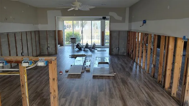 $260,000 | 11576 West Kingfisher Court, Unit 191, Crystal River, FL 34429