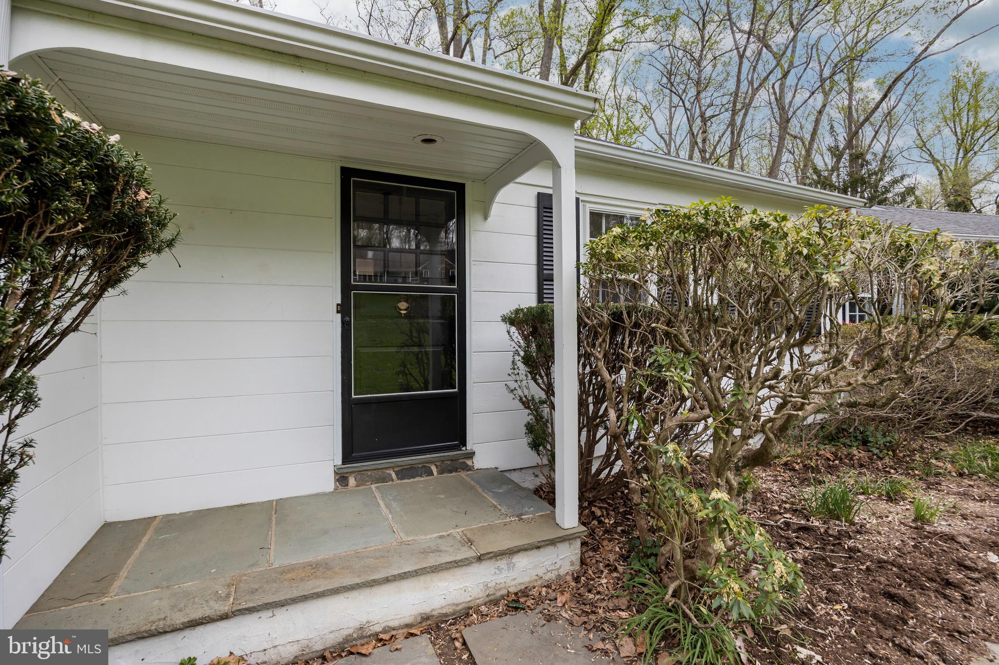 49 Paper Mill Road Newtown Square, PA 19073 - Photo 3 of 50