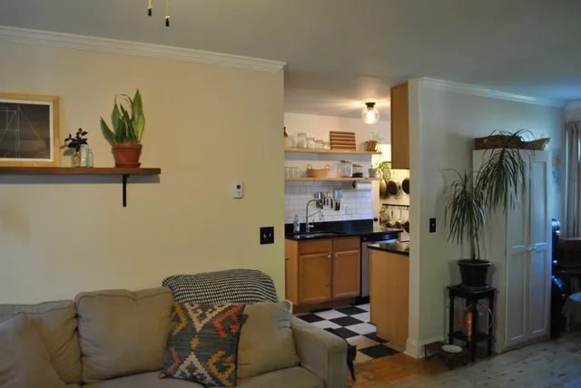 $360,000 | 30 Hyde Street, Burlington, VT 05401