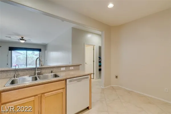 $1,800 | 5985 Falconer Avenue, Las Vegas, NV 89122