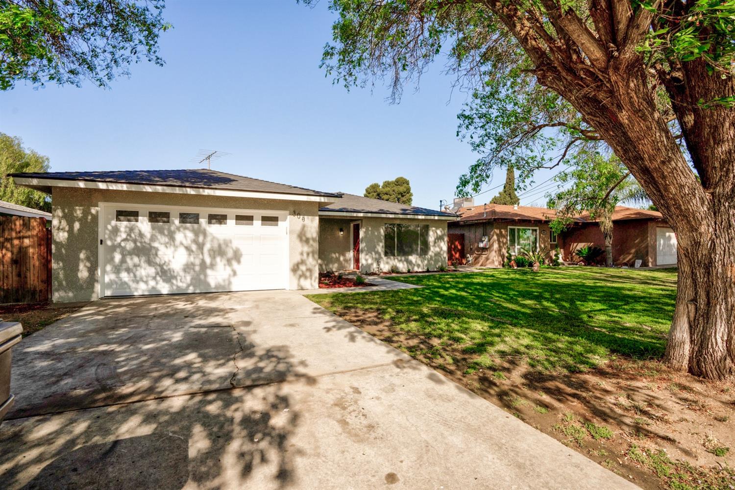 308 Stadium Road Madera, CA 93637 - Photo 1 of 32 Gallery Image 1