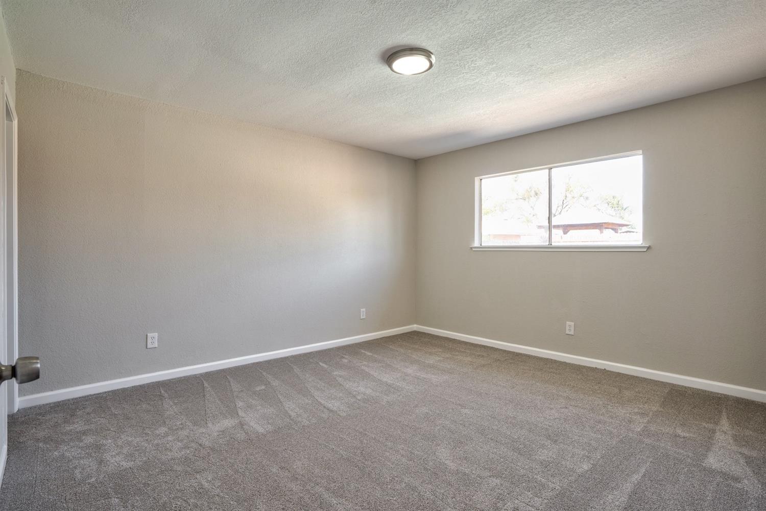 308 Stadium Road Madera, CA 93637 - Photo 15 of 32 Gallery Image 15