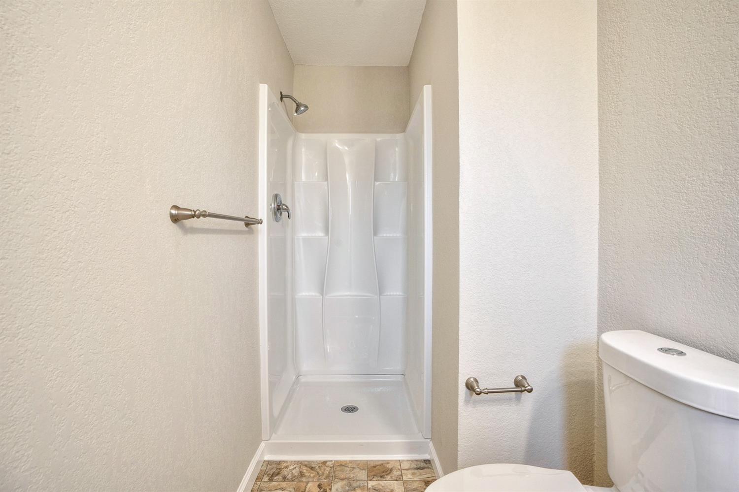 308 Stadium Road Madera, CA 93637 - Photo 17 of 32 Gallery Image 17