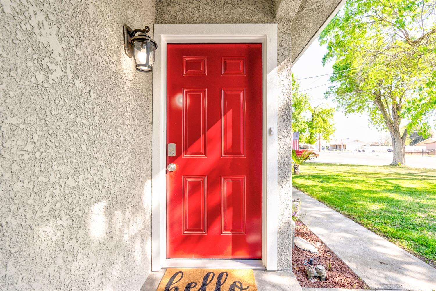 308 Stadium Road Madera, CA 93637 - Photo 4 of 32 Gallery Image 4