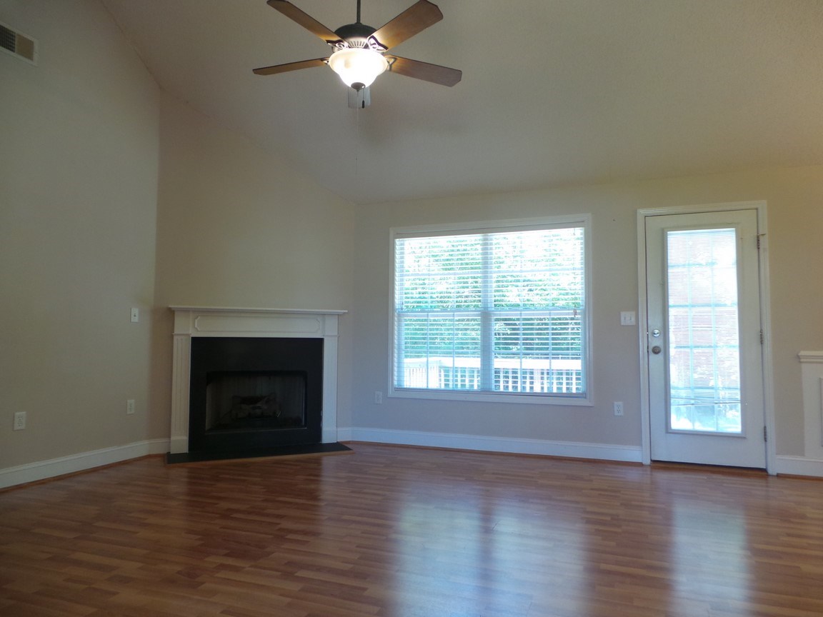 220 Cabin Creek Road Gaffney, SC 29341 - Photo 2 of 21