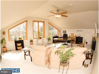 803 Delene Road Rydal, PA 19046 - Photo 9 of 12 Loft