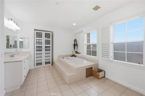 $9,500 | 14852 Hightop Street, Moorpark, CA 93021