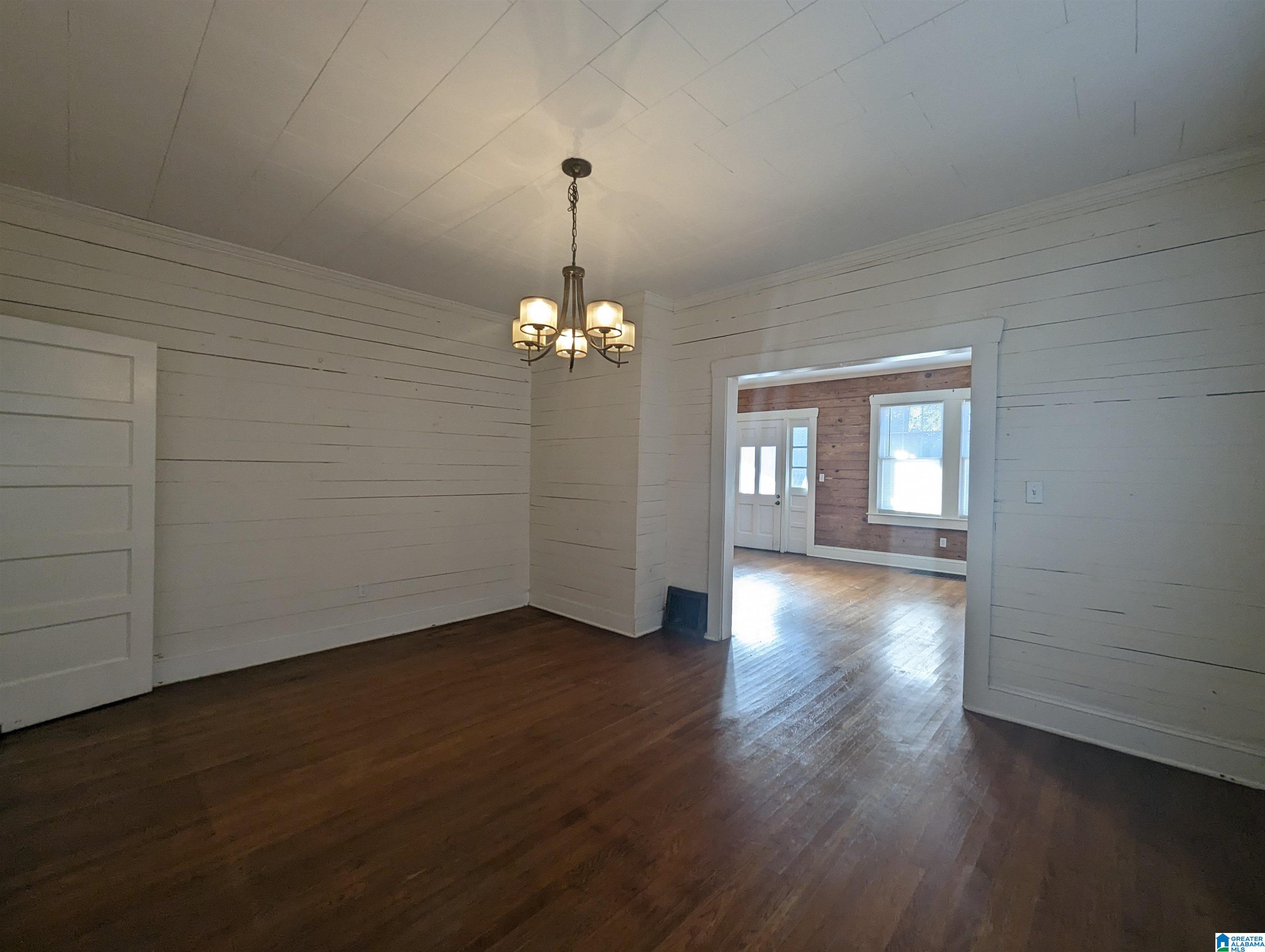 423 Goodwin Avenue Anniston, AL 36207 - Photo 15 of 41